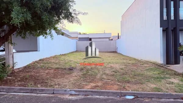 Terreno de 250 mts - Condomínio Fechado Olivio Franceschini
