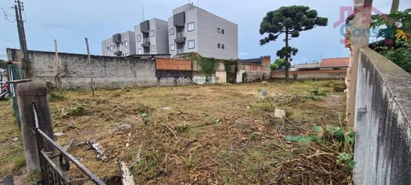 Terreno Centro! Excelente Potencial Construtivo!