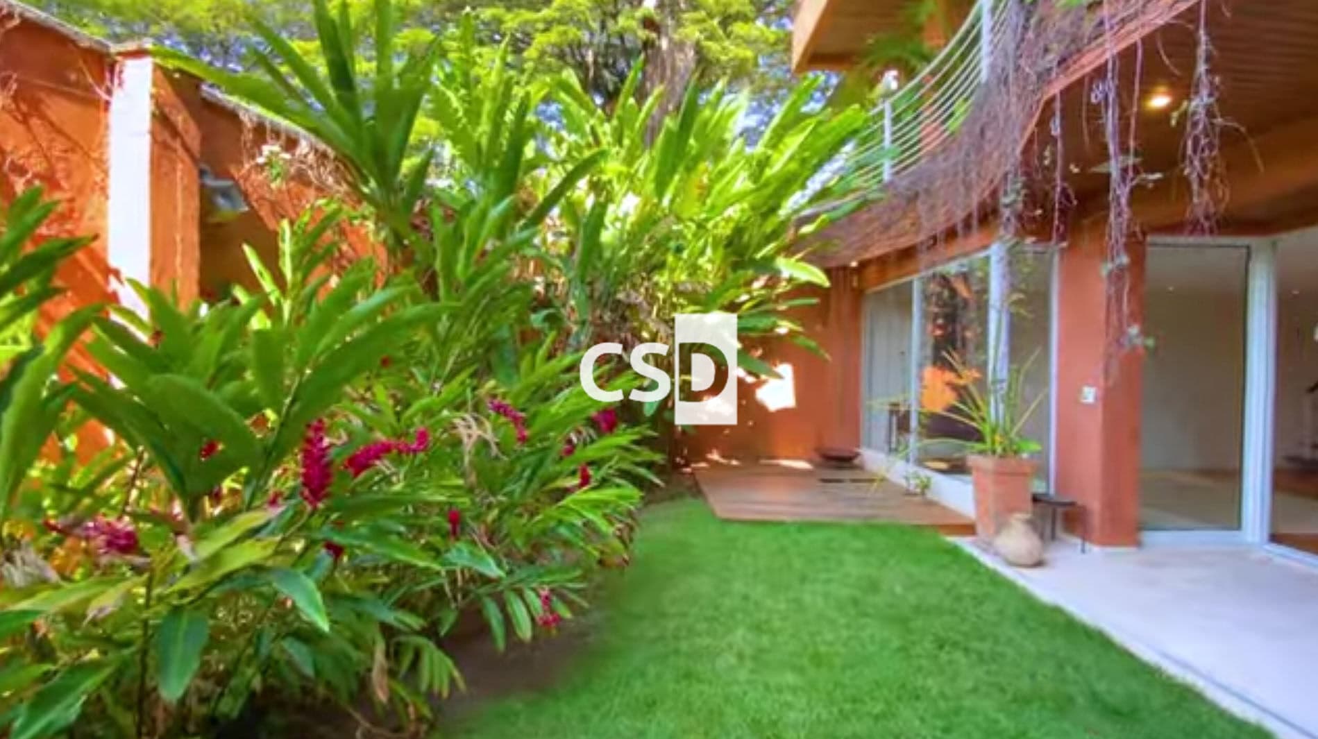 Casa em Condomínio charmosa