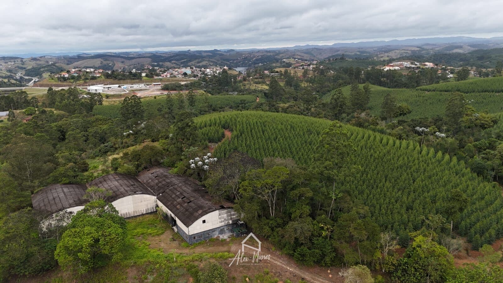 Galpão/Depósito/Armazém em Igaratá - Centro