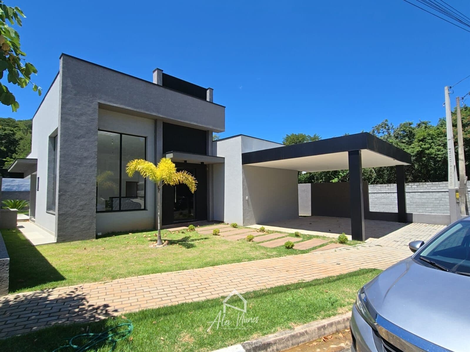 Casa de Condomínio em Atibaia - Jardim Kanimar