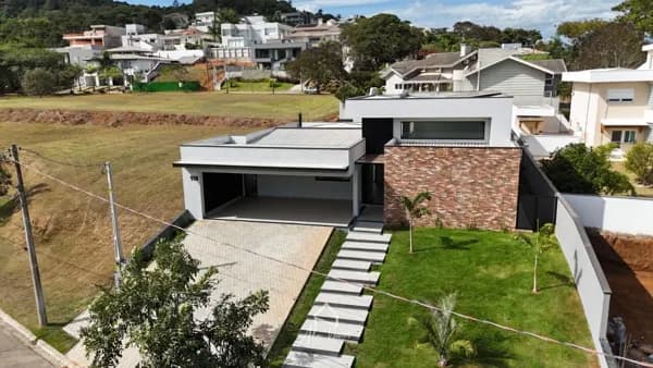 Casa de Condomínio em Atibaia - Condomínio Porto Atibaia
