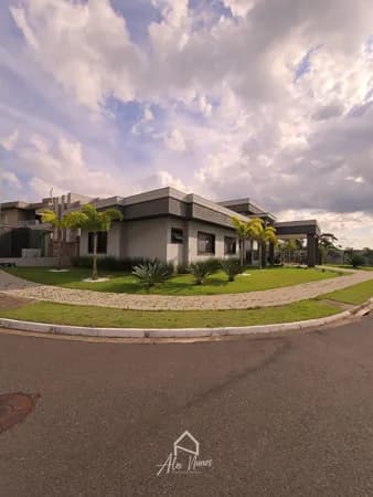 Casa de Condomínio em Atibaia - Jardim Kanimar