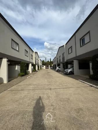 Casa em Atibaia - Jardim Estância Brasil