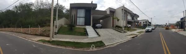 Casa em Condomínio com 3 suites, mobiliada para venda ou locação