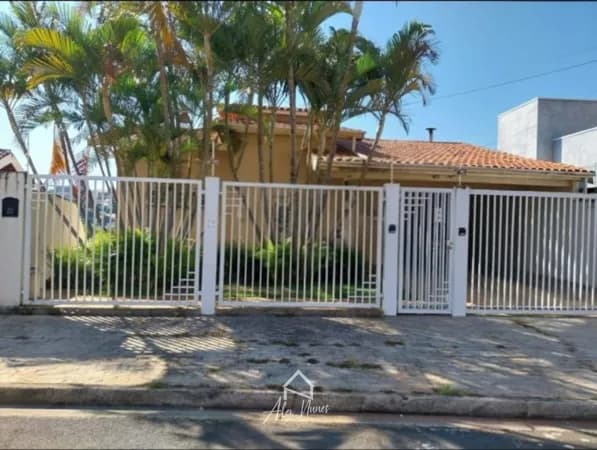 Casa em Atibaia - Jardim Paulista
