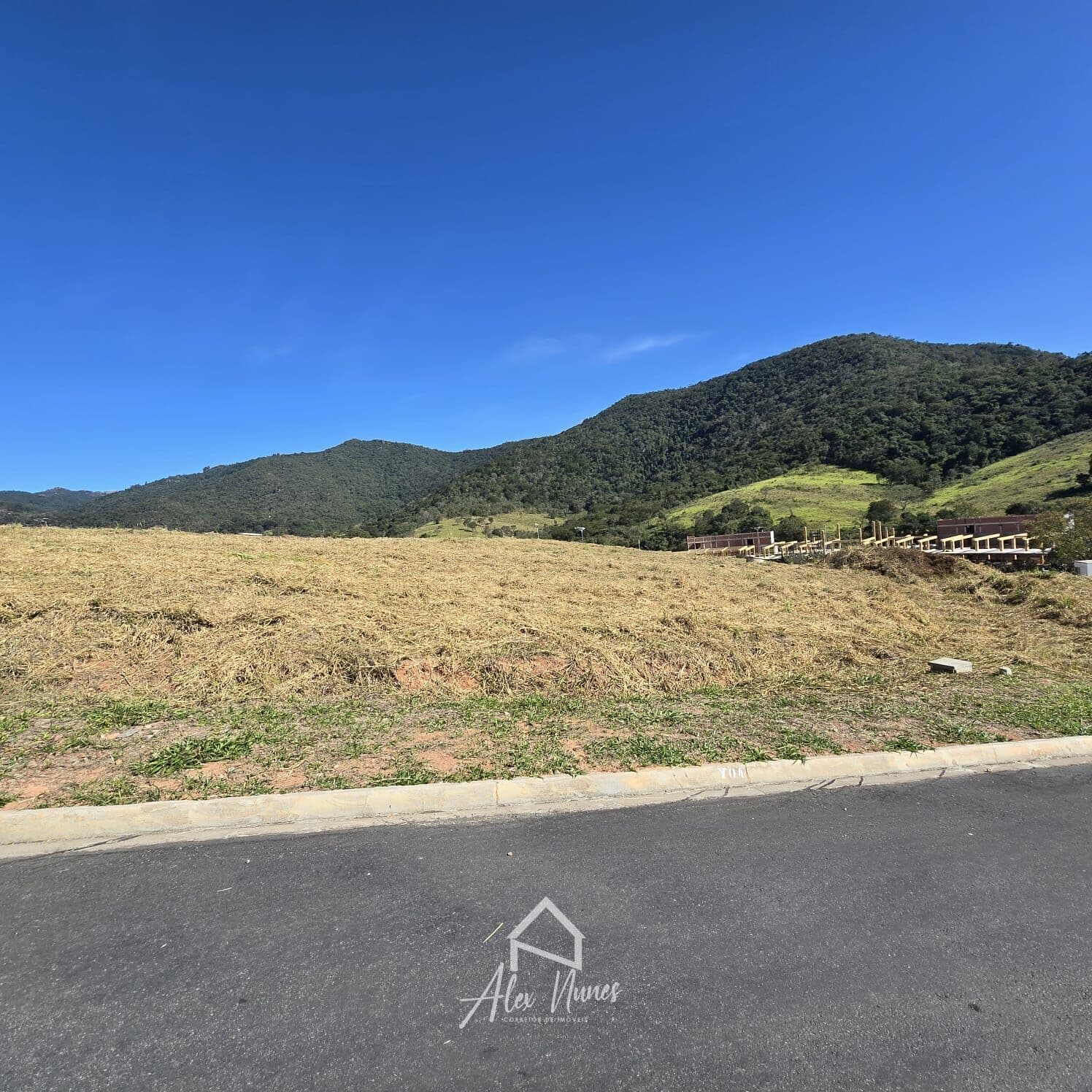 Lote/Terreno em Atibaia - Jardim Santa Fe