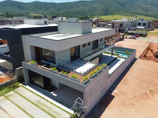 Casa de Condomínio em Atibaia - Residencial Teriva Vista da Serra