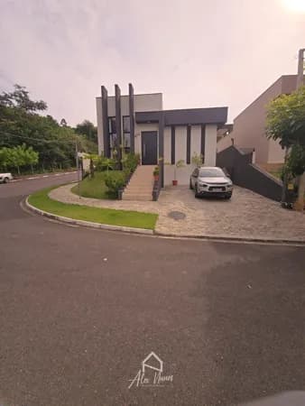 Casa de Condomínio em Atibaia - Jardim Kanimar