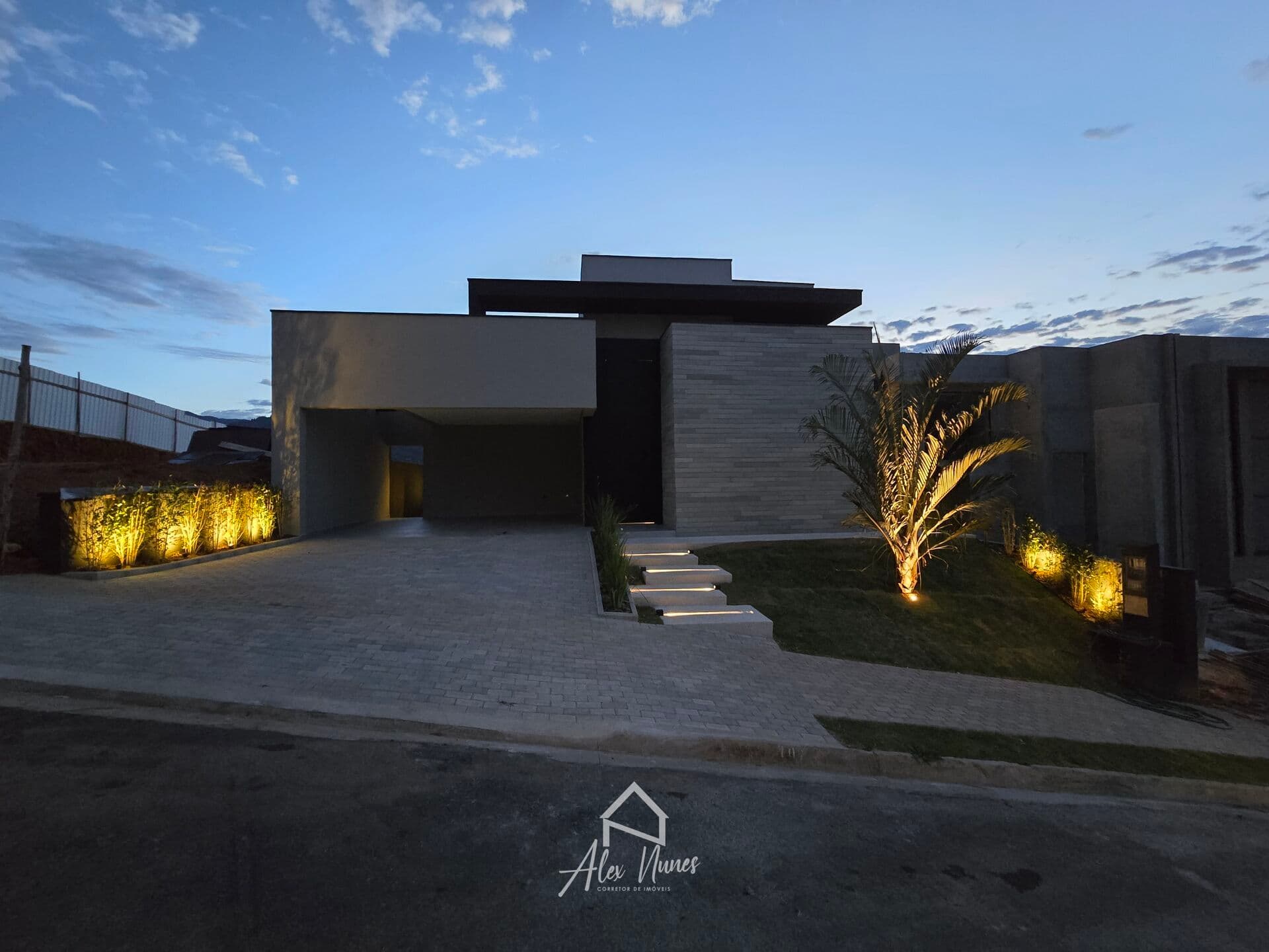 Casa de Condomínio em Atibaia - Jardim Santa Fe