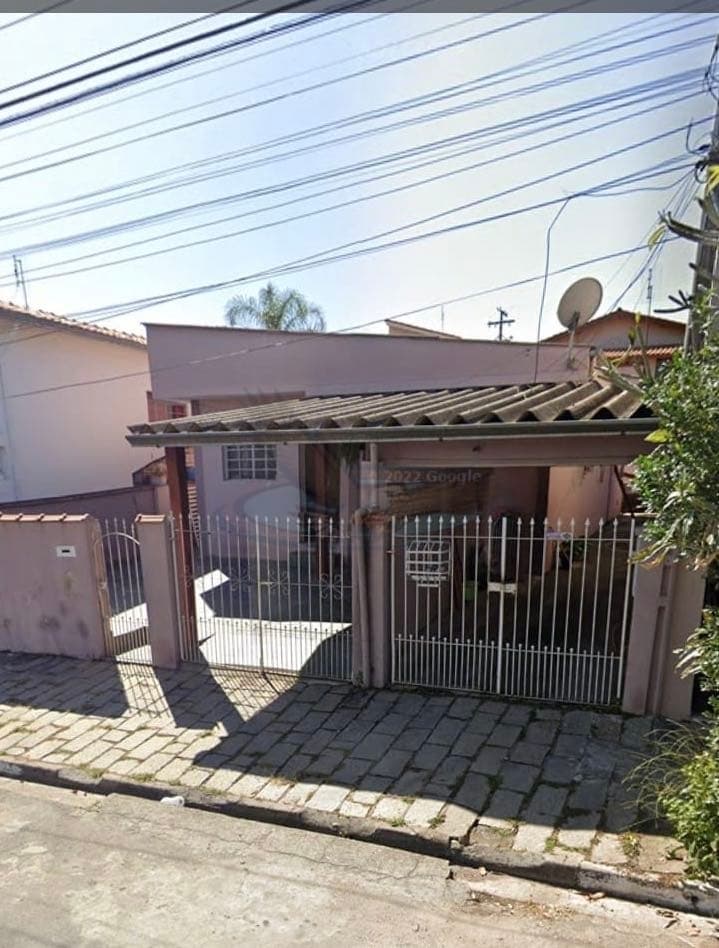 Casa Padrão ( Estudam permutas ) .