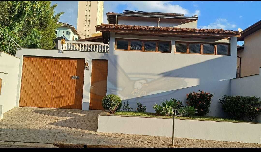 Casa em Itatiba - Vila Brasileira