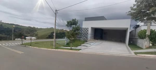 Casa em Itatiba - Bairro Itapema
