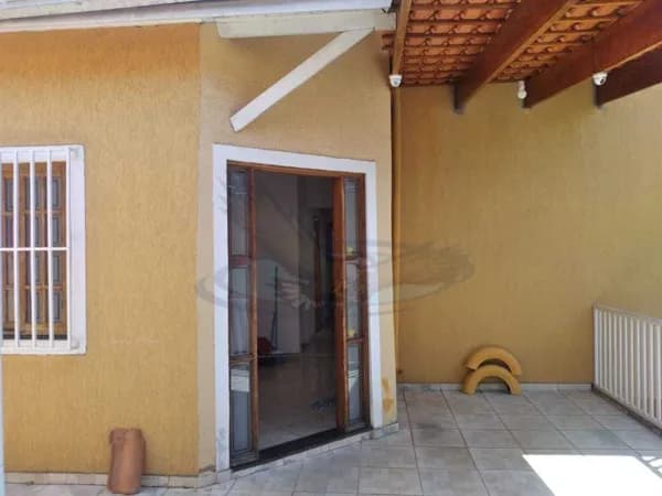 Ótima casa ( Aceita permuta por Apartamento até R$ : 250.00,00 )