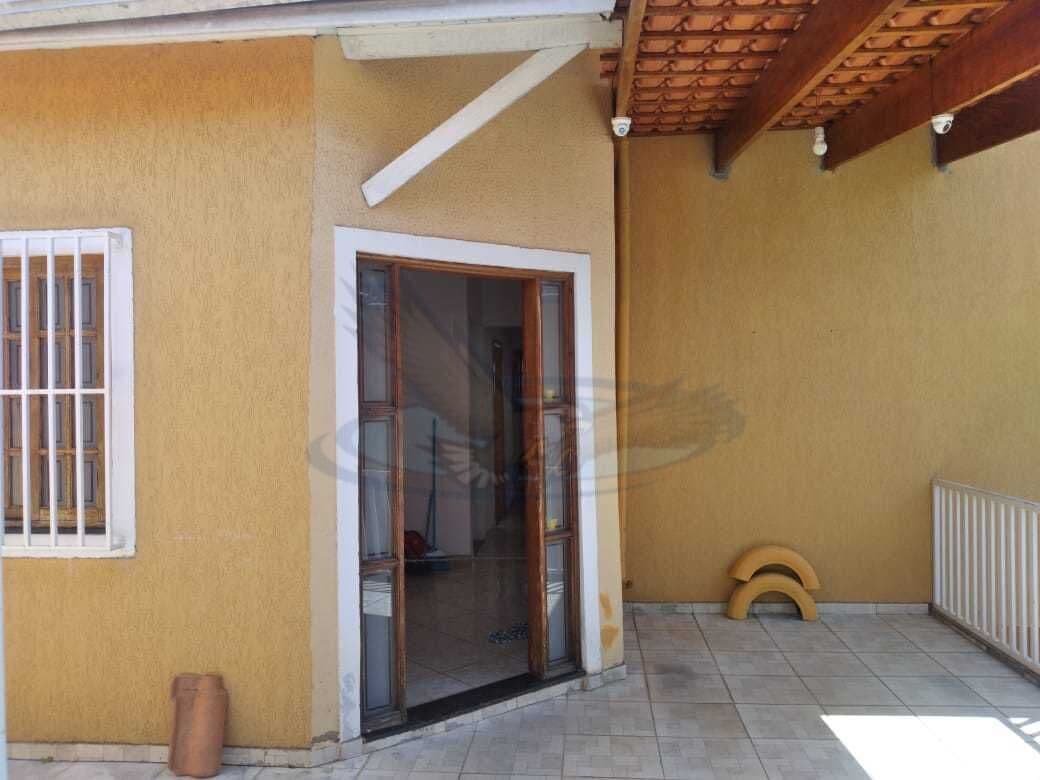 Ótima casa ( Aceita permuta por Apartamento até R$ : 250.00,00 )