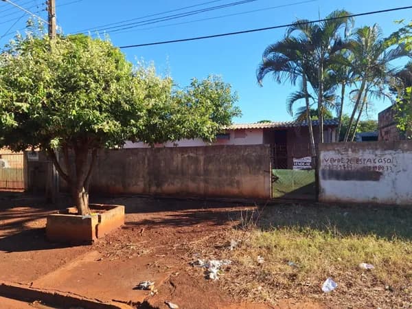 Casa Chalé em Vila Juquita, Maracaju/MS