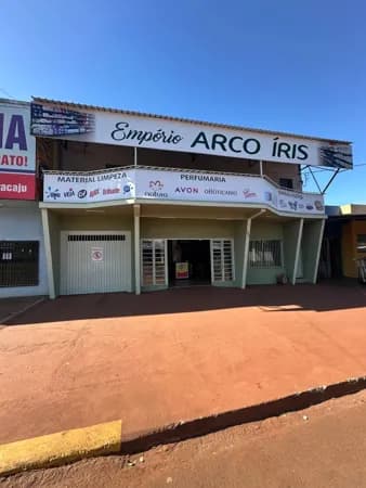 Salão comercial e residência
