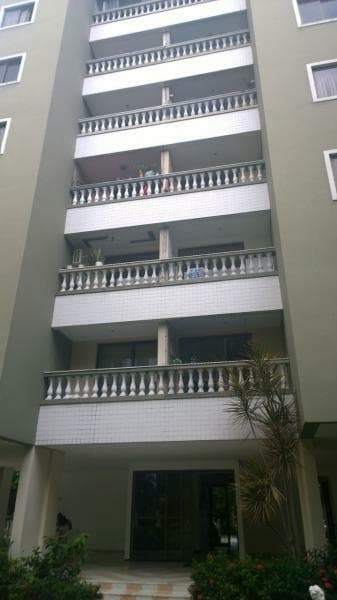 Apartamento à venda em Lauro de Freitas/BA