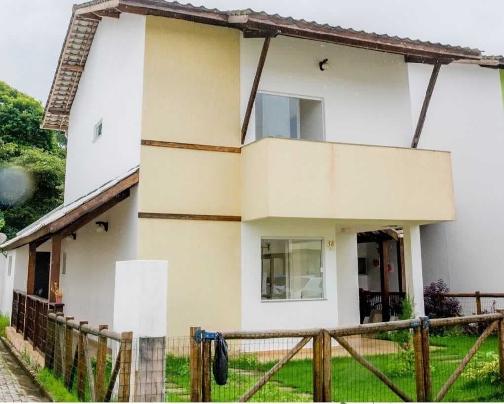 Reserva Litoral Casa com 4/4 à venda no bairro Centro - Camaçari/BA