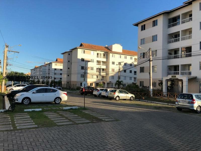 Apartamento à venda em Camaçari/BA