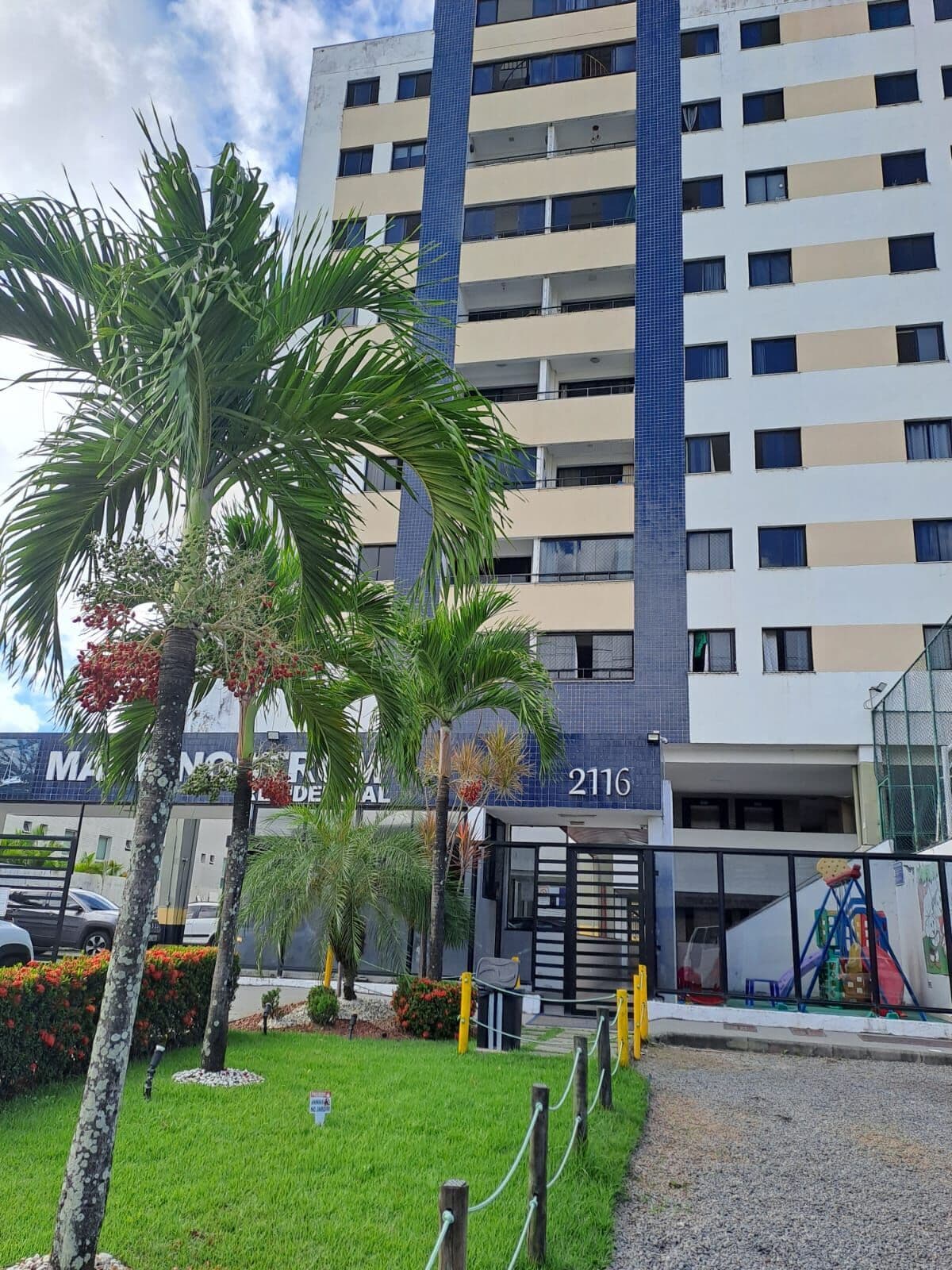 Apartamento 2/4 com suíte no condomínio Mare Nostrun