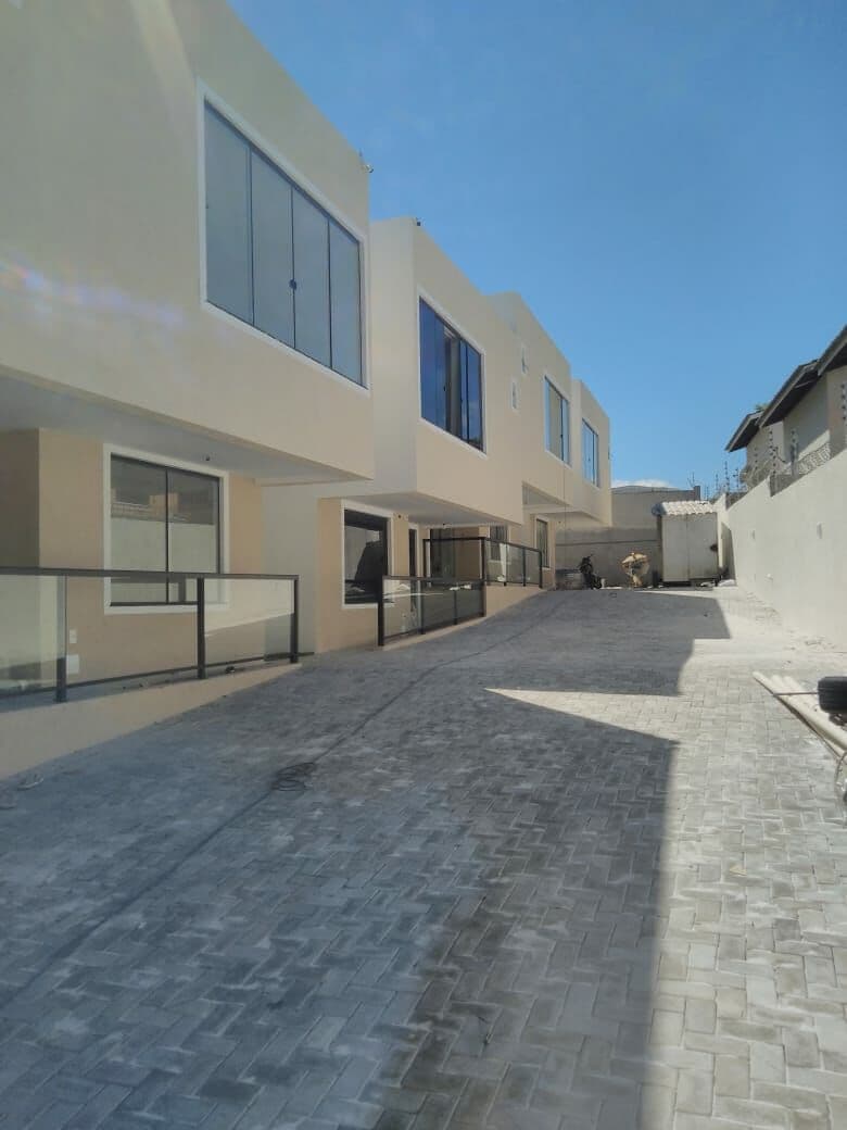 Casa de Condomínio em Lauro de Freitas - BURAQUINHO