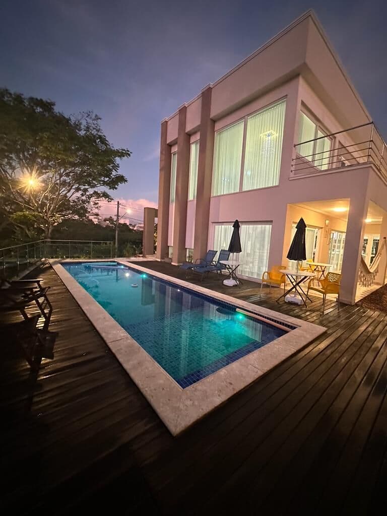 Casa com 4 suítes no Alphaville Litoral Norte 2