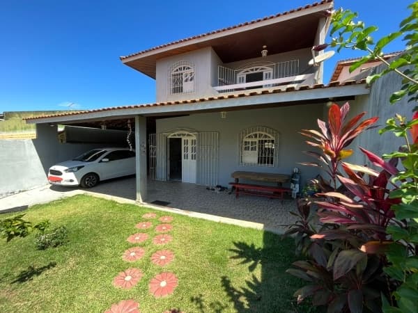 Casa 4/4 com suíte