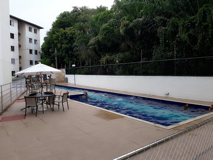 Apartamento em Lauro de Freitas - CAJI