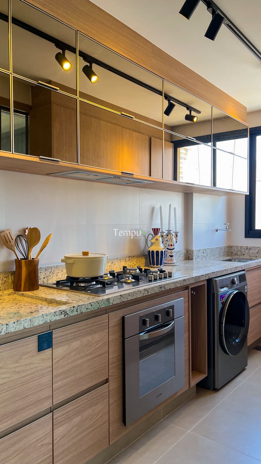Apartamento Alto Padrão, No Versat com 67m², 2 Suítes