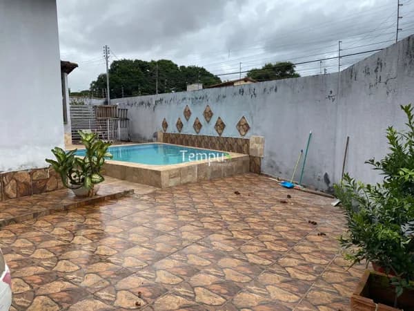 Casa em Aparecida de Goiânia - Setor Garavelo
