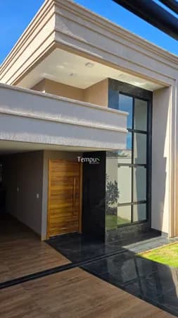 Casa Moderna com Pé Direito Duplo no Bairro Cardoso