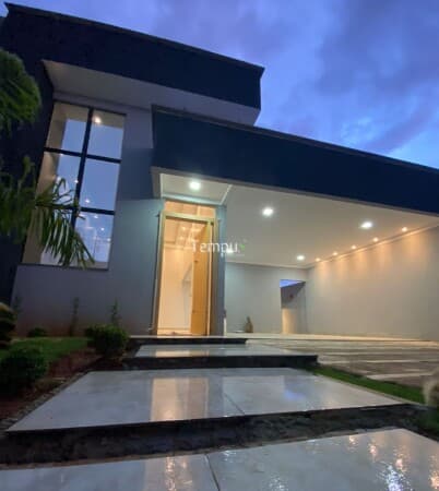 Casa Alto Padrão, 3 suites plenas, 315M², Piscina, Setor Faiçalville, Goiânia - GO