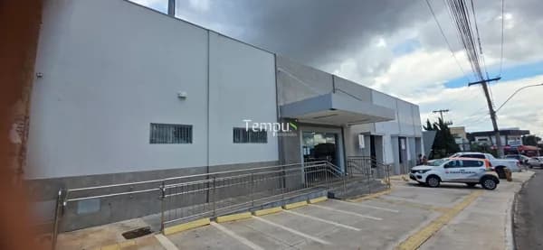 Prédio Comercial, em frente a praça, em Parque Amazônia, Goiânia/GO