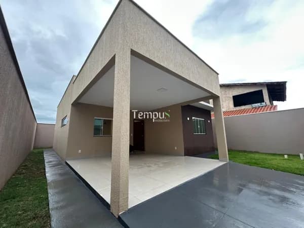 Casa em Abadia de Goiás - Centro