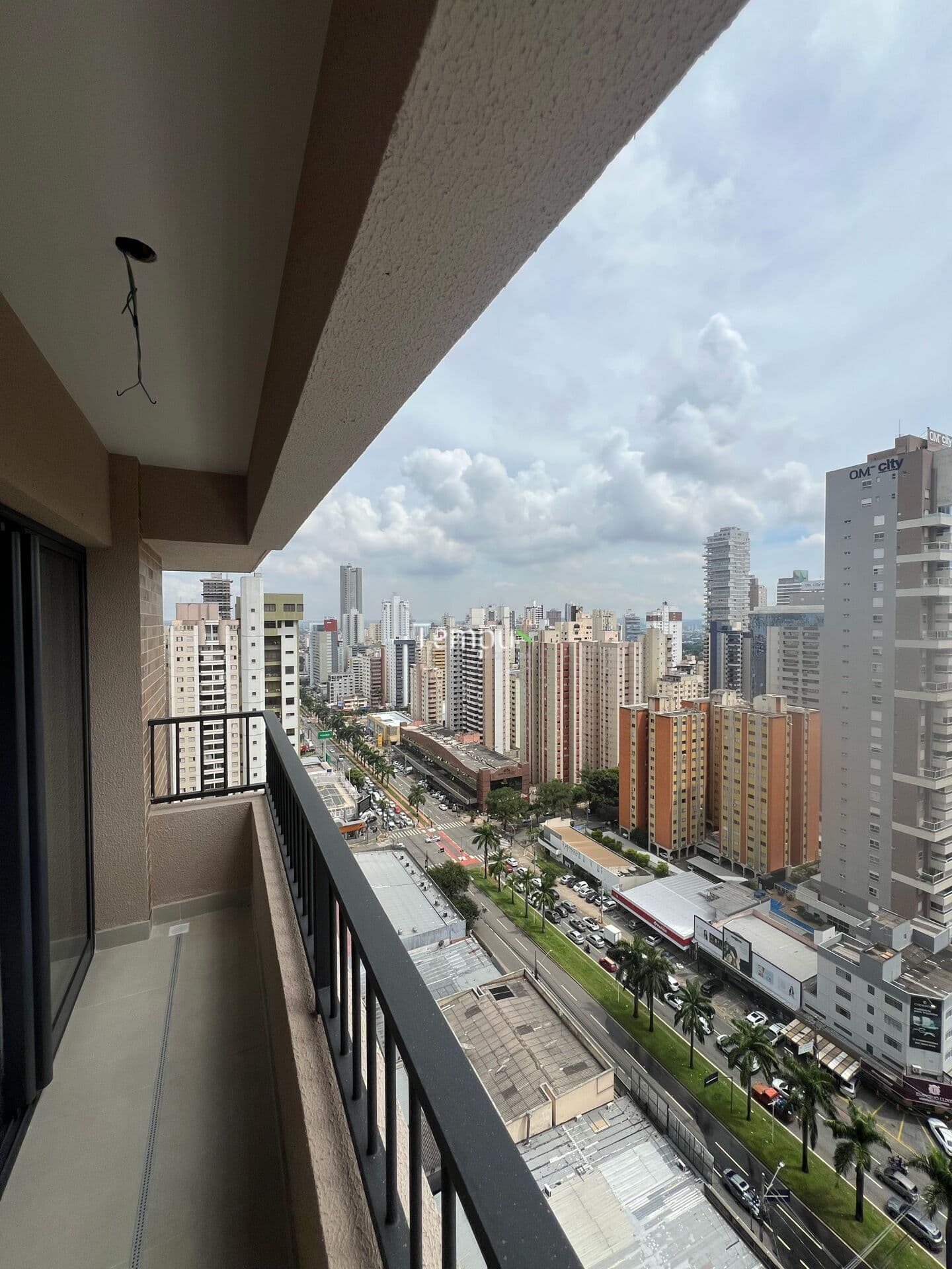 Apartamento na planta 3 suítes - Setor Bueno