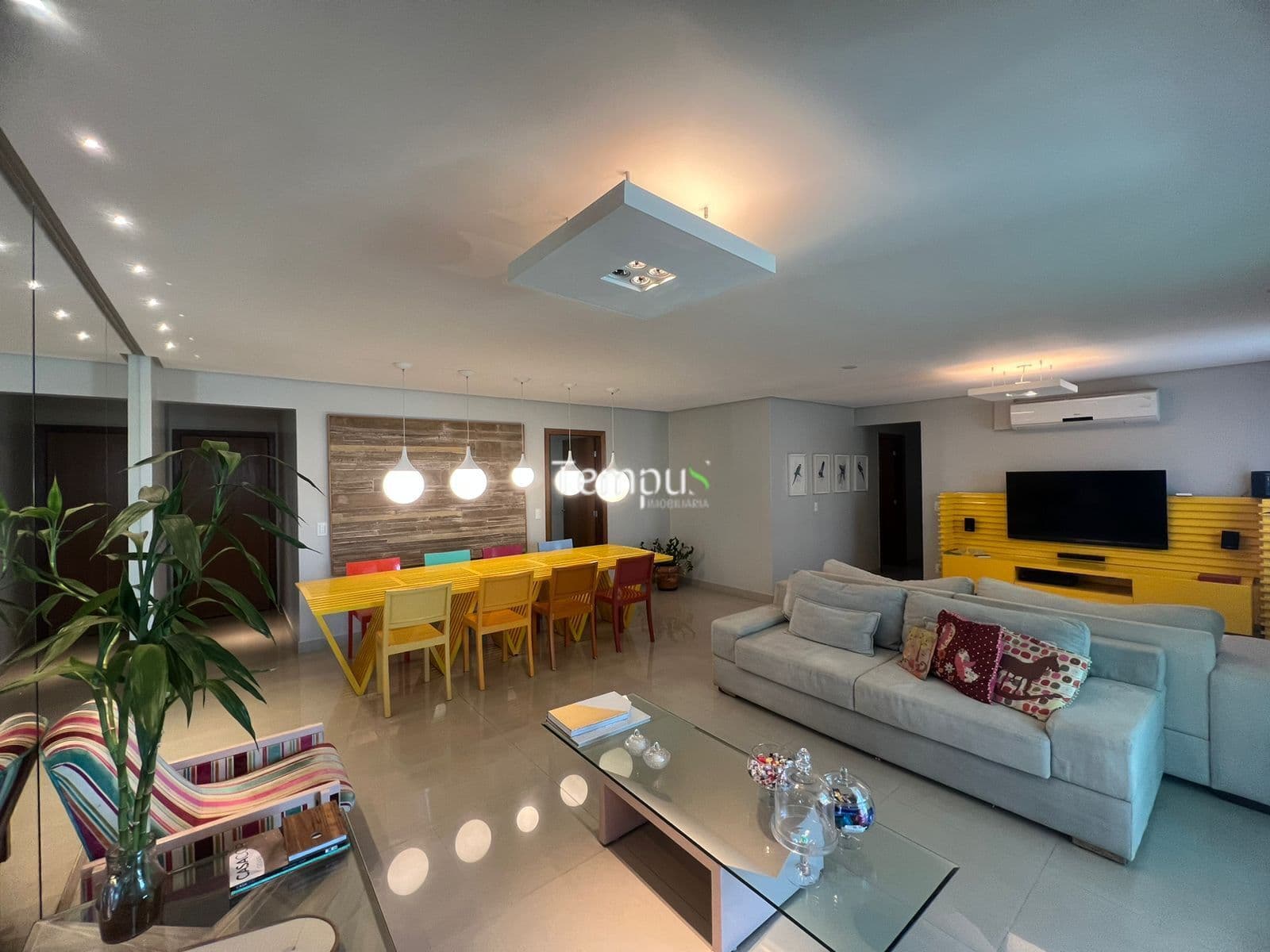 Apartamento Alto Padrão, Residencial Desembargador Clenon Loyola, 3 Suítes Plenas, em Jardim Goiás, Goiânia/GO