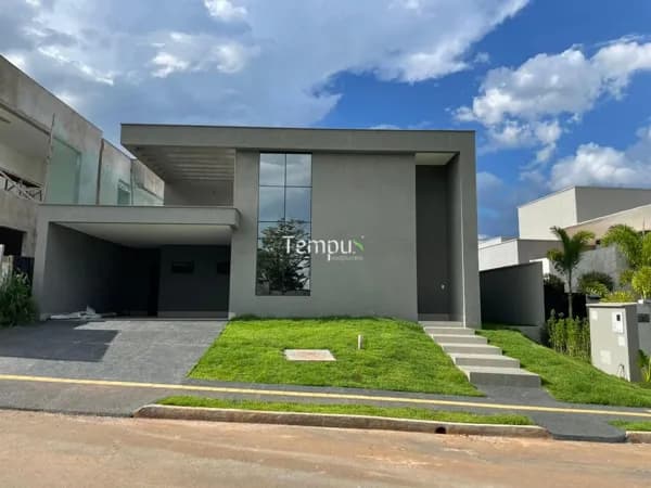 Casa em Goiânia - Residencial Goiânia Golfe Clube