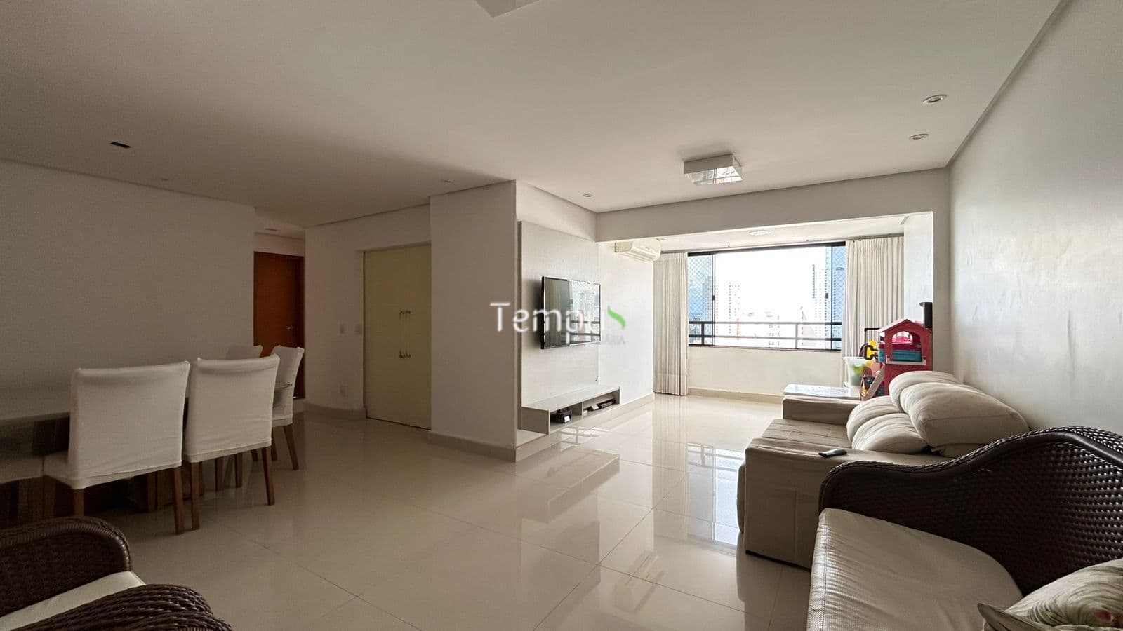 Apartamento 3 Quartos com Suíte no Ed. Zeneida Resende – Setor Bueno