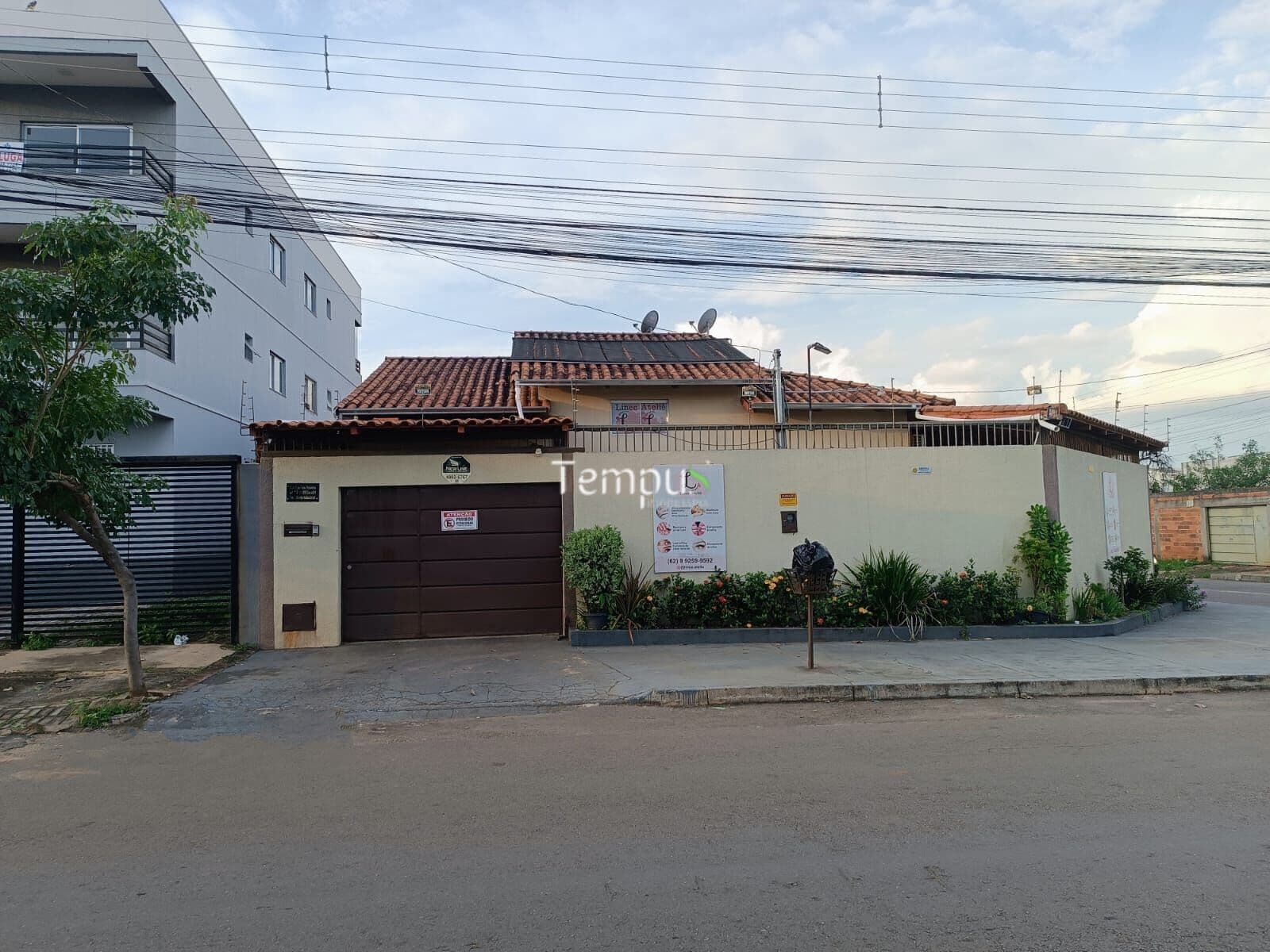 Casa à Venda no Parque Oeste Industrial – 4 Quartos, Piscina e Energia Solar em Goiânia