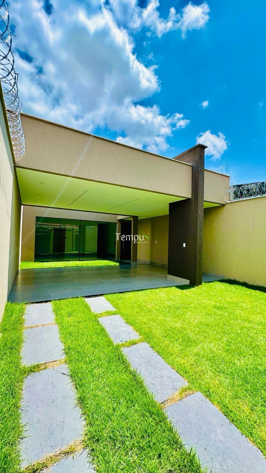 Casa 3 Quartos 1 Suíte, Nova, em Jardim Maria Inês, Aparecida de Goiânia/GO