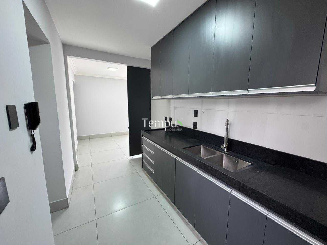 Apartamento de 68m² no Edifício São Bernardo, totalmente reformado, com 2 qrts (1 suíte),R$429.000.00 Setor Bela Vista