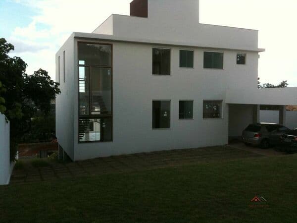 Casa Alto Padrão para Venda em Centro Lagoa Santa-MG