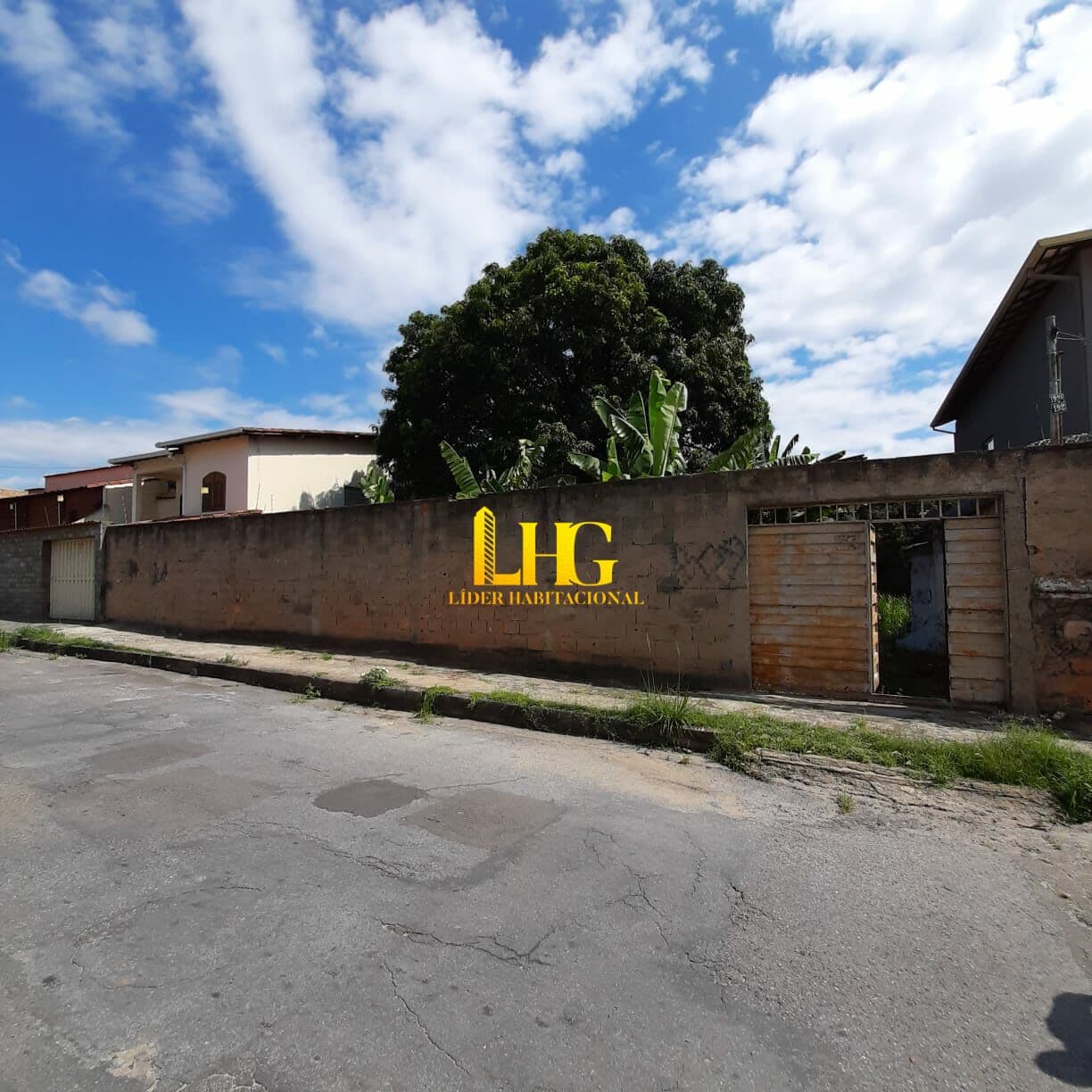 Lote/Terreno em Belo Horizonte - Paraúna (Venda Nova)