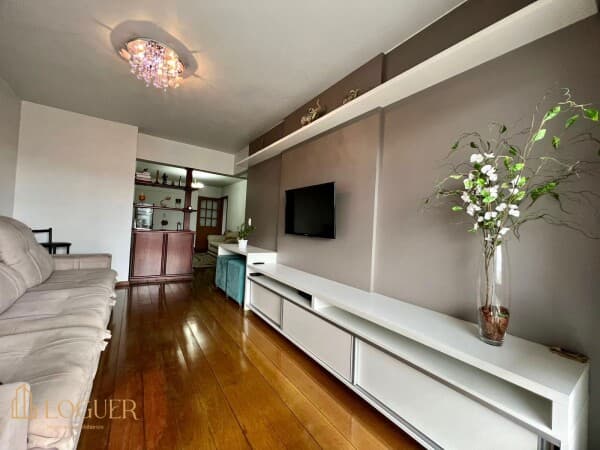 AMPLO APARTAMENTO DE 3 DORMITÓRIOS