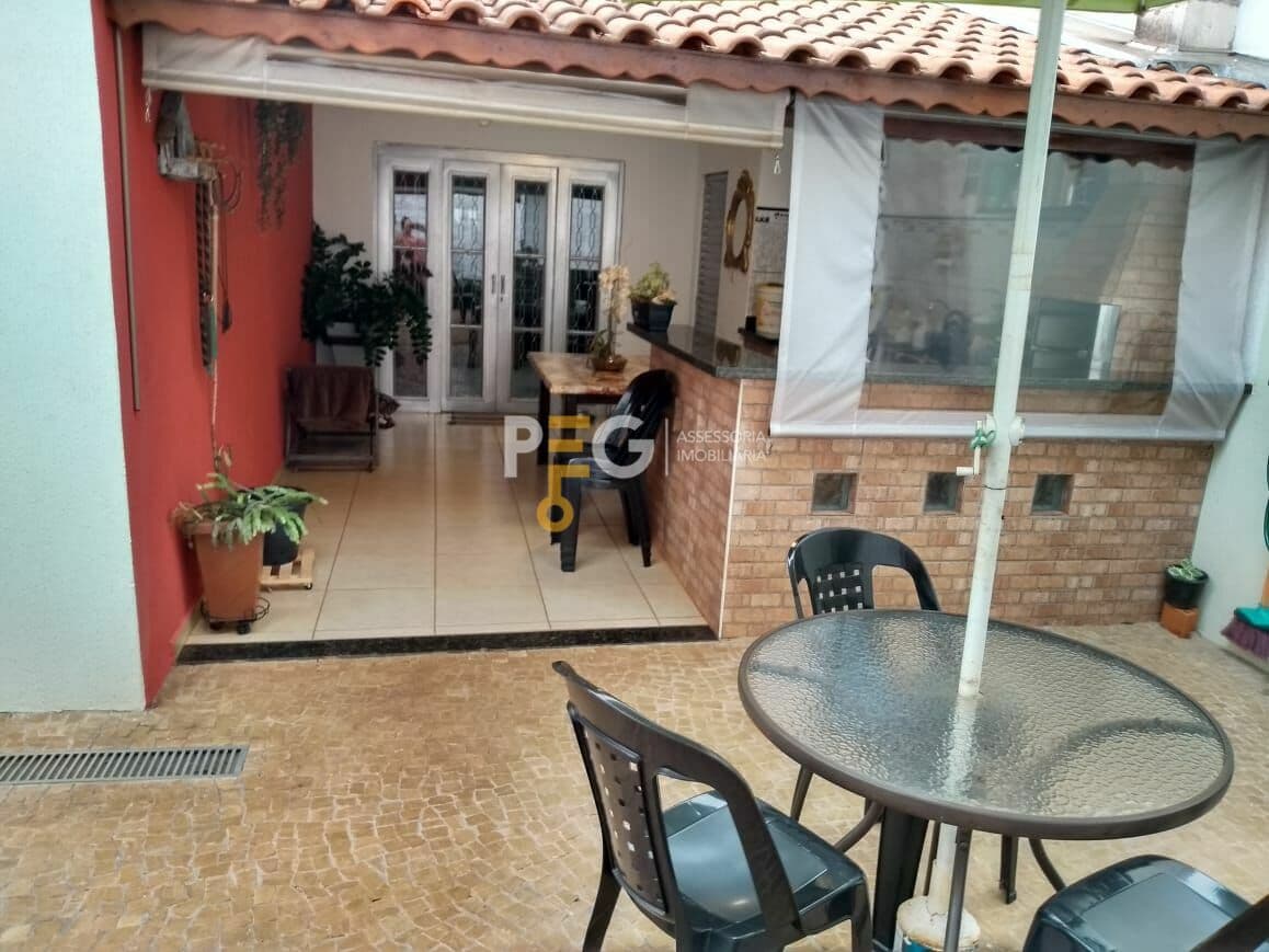 Casa em Ribeirão Preto - Parque dos Lagos