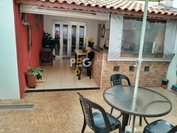 Casa em Ribeirão Preto - Parque dos Lagos