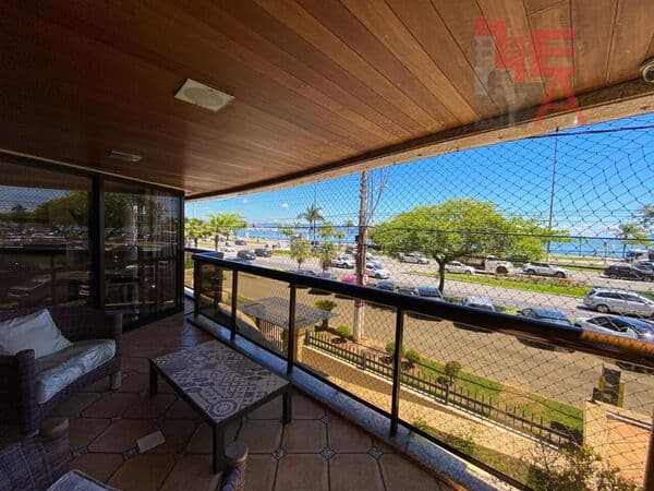 Apartamento em Florianópolis - Beira Mar