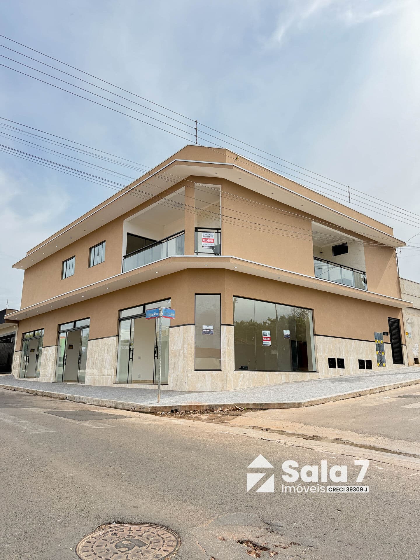Aluga-se pontos comerciais no centro de Novo Horizonte