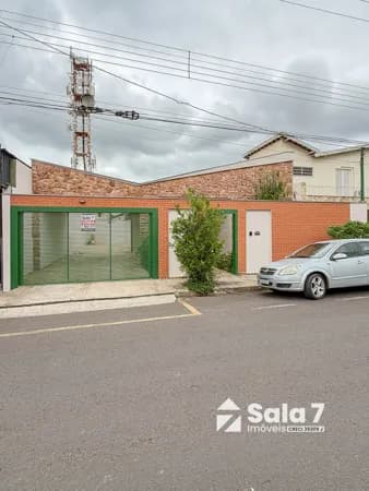 Casa à venda no centro de Novo Horizonte